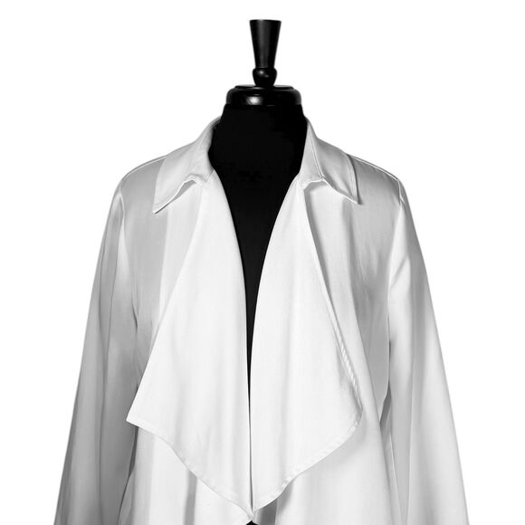 Soft Surroundings Women’s Jacket M White Open Front Cropped Relaxed Lagenlook - Picture 6 of 10